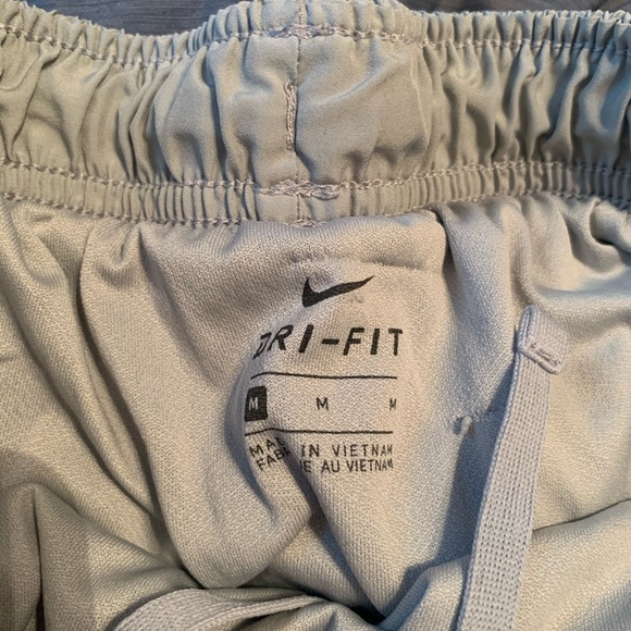 Nike dri fit shorts - Picture 4 of 4